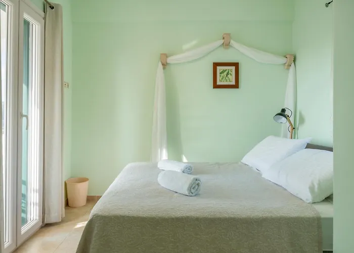 ヴィラ Aegean イオス島 チョーラ