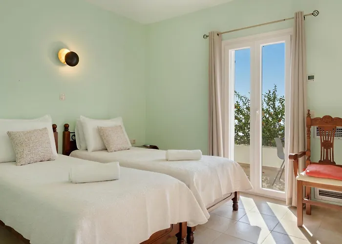 ヴィラ Aegean イオス島 チョーラ